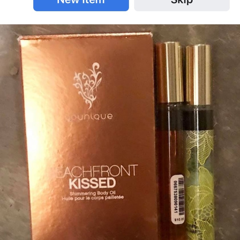 Bronzer and two perfumes